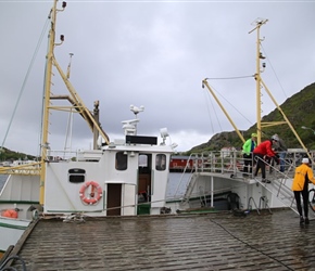 Loading the ferry at Ballstad