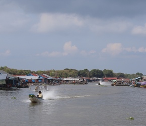 Houses on Tonle Sap River