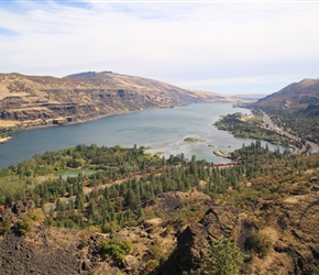 View of the Columbia River from Rowena Crest Viewpoint