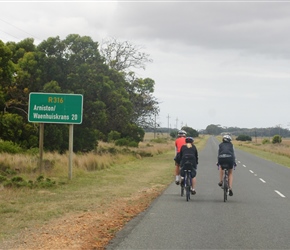 Shery, Rob and Lynne head south along the R316 to Arniston