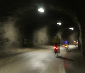 Through Kjeshamer tunnel