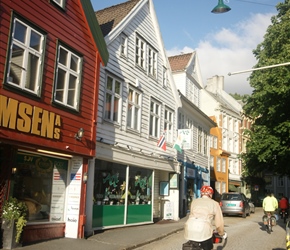 Terry cycling through the streets of Bergen on the way to Montana