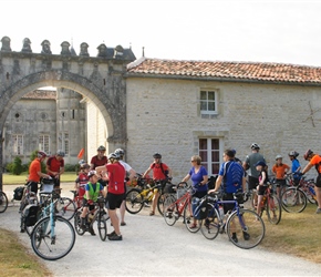 At the start at Chateau de Clerbise
