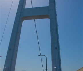 Kiyoshi crosses the 2nd Kurushima Kaikyo Bridge